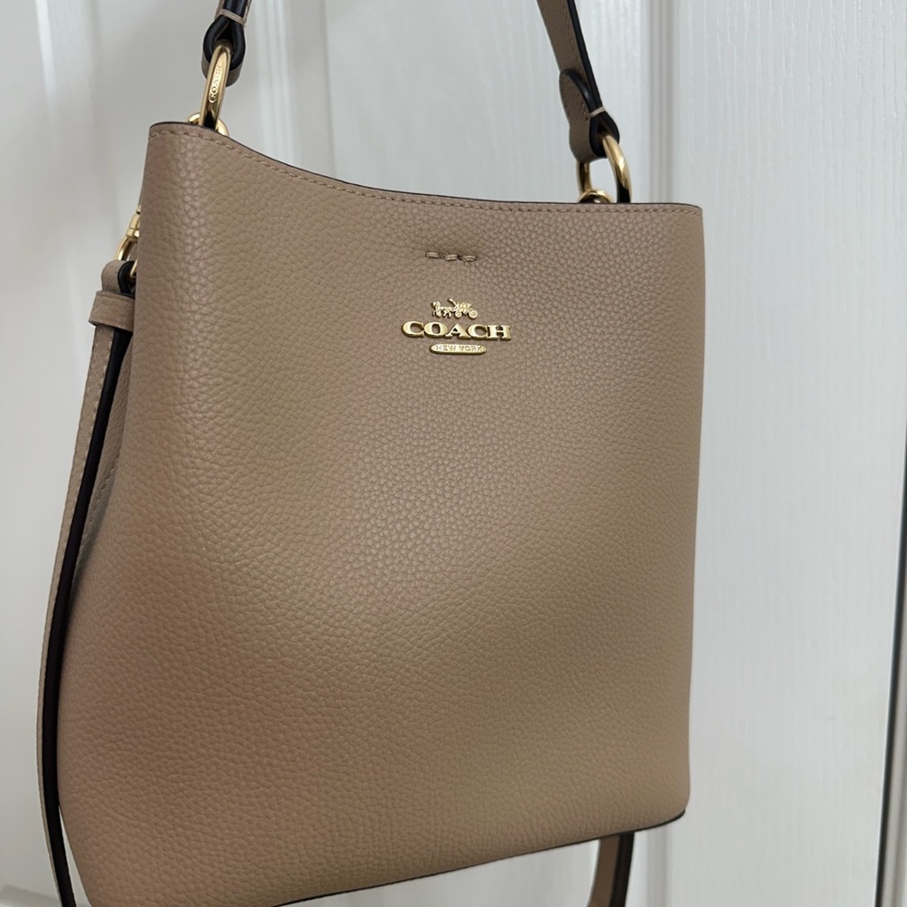 Coach leather bucket bag